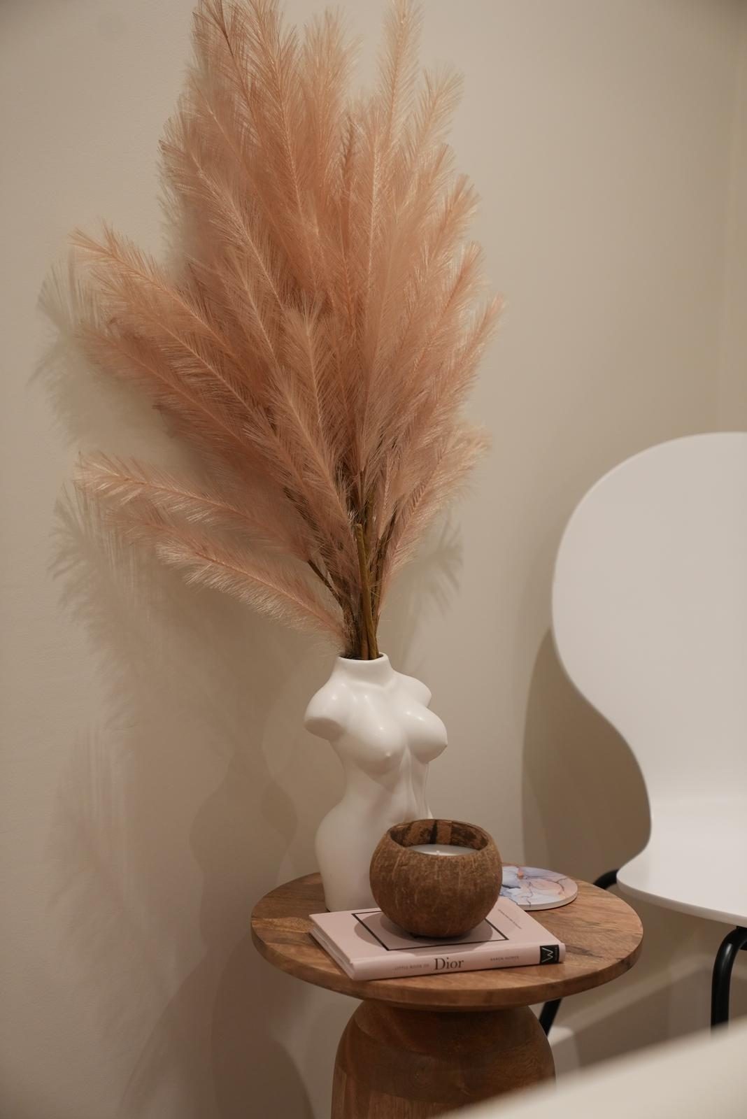 Clinic styling detail